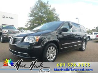 Used 2016 Chrysler Town & Country Touring in Flowood, Mississippi