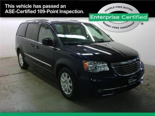 Used 2014 Chrysler Town & Country Touring in Hazelwood, Missouri
