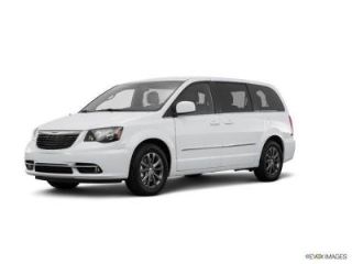 Used 2016 Chrysler Town & Country Touring in Philadelphia, Pennsylvania