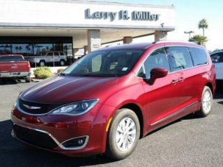Used 2017 Chrysler Pacifica Touring-L in Tucson, Arizona