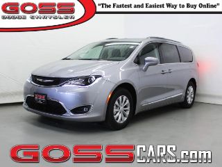 Used 2018 Chrysler Pacifica Touring-L in South Burlington, Vermont