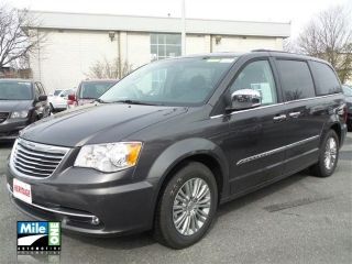 Used 2016 Chrysler Town & Country Touring in Baltimore, Maryland