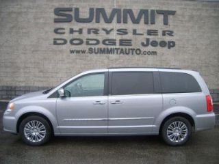 Used 2014 Chrysler Town & Country Touring in Fond Du Lac, Wisconsin