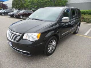 Used 2014 Chrysler Town & Country Touring in Newport News, Virginia