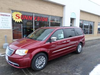 Used 2016 Chrysler Town & Country Touring in McHenry, Illinois