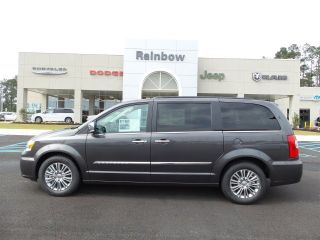 Used 2016 Chrysler Town & Country Touring in Mccomb, Mississippi