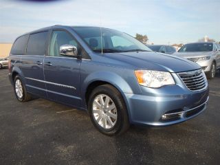 Used 2012 Chrysler Town & Country Touring in Milwaukee, Wisconsin