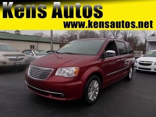 Used 2012 Chrysler Town & Country Touring in Paris, Kentucky