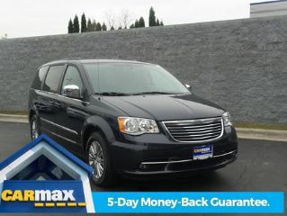 Used 2014 Chrysler Town & Country Touring in Greensboro, North Carolina