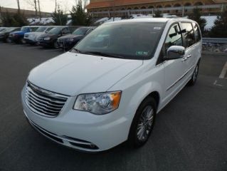 Used 2014 Chrysler Town & Country Touring in King Of Prussia, Pennsylvania