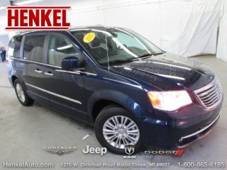 Used 2015 Chrysler Town & Country Touring in Battle Creek, Michigan