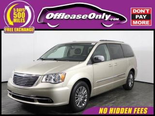 Used 2014 Chrysler Town & Country Touring in Riverhead, New York