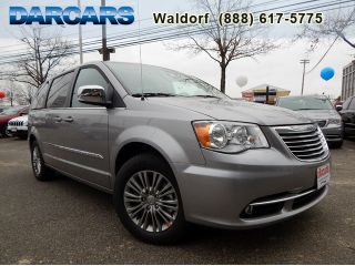 Used 2016 Chrysler Town & Country Touring in Waldorf, Maryland