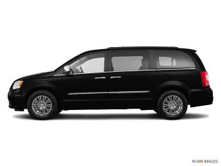 Used 2016 Chrysler Town & Country Touring in Patchogue, New York
