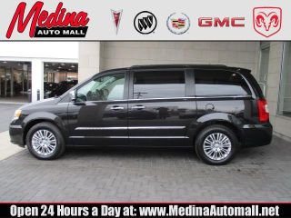 Used 2015 Chrysler Town & Country Touring in Medina, Ohio