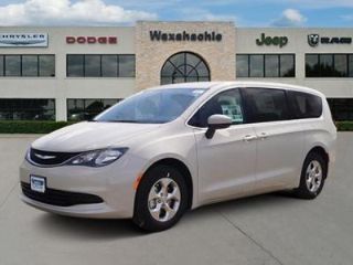 Used 2017 Chrysler Pacifica LX in Waxahachie, Texas