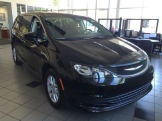 Used 2017 Chrysler Pacifica Touring in San Fernando, California