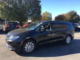 Used 2017 Chrysler Pacifica Touring in Cary, North Carolina