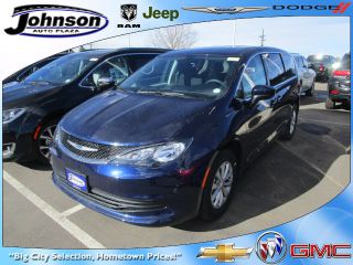 Used 2017 Chrysler Pacifica Touring in Brighton, Colorado