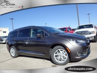 Used 2018 Chrysler Pacifica Touring-L in Greenwood, Indiana