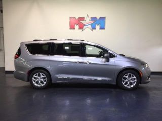 Used 2017 Chrysler Pacifica Touring-L in Christiansburg, Virginia
