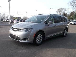 Used 2018 Chrysler Pacifica Touring-L in Manistee, Michigan
