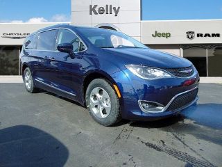 Used 2017 Chrysler Pacifica Touring-L Plus in Emmaus, Pennsylvania