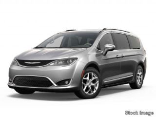 Used 2017 Chrysler Pacifica Limited in East Brunswick, New Jersey
