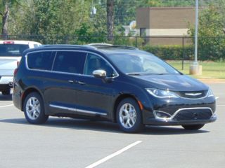 Used 2017 Chrysler Pacifica Limited in Warner Robins, Georgia