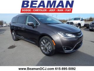 Used 2018 Chrysler Pacifica Limited in Murfreesboro, Tennessee