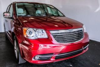 Used 2016 Chrysler Town & Country Limited Edition in Naples, Florida