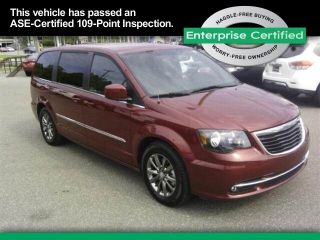 Used 2015 Chrysler Town & Country S in Tampa, Florida