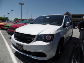 Used 2017 Dodge Grand Caravan SE in Hagerstown, Maryland