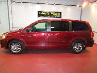 Used 2017 Dodge Grand Caravan SE in Shippensburg, Pennsylvania