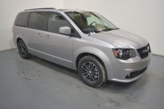 Used 2018 Dodge Grand Caravan SE in Manassas, Virginia