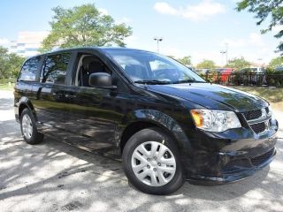 Used 2017 Dodge Grand Caravan SE in Arlington Heights, Illinois