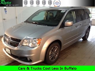 Used 2017 Dodge Grand Caravan SXT in Buffalo, Minnesota