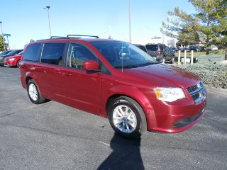 Used 2016 Dodge Grand Caravan SXT in Liverpool, New York