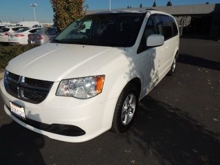 Dodge Grand Caravan SXT 2012