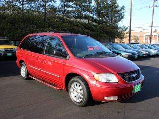 Used 2002 Chrysler Town & Country LXi in Lodi, New Jersey