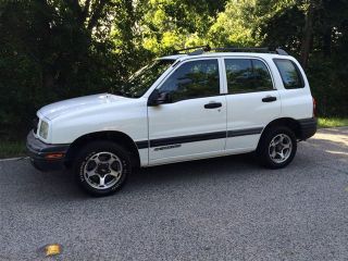 Used 2001 Chevrolet Tracker LT in Houston, Texas