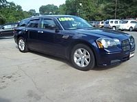 Used 2005 Dodge Magnum SE in Charlotte, Michigan