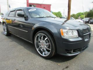 Used 2008 Dodge Magnum SXT in Tampa, Florida