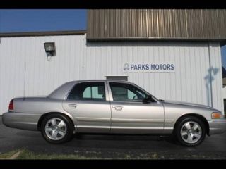 Used 2005 Ford Crown Victoria LX in Wichita, Kansas