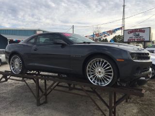 Chevrolet Camaro LS 2011