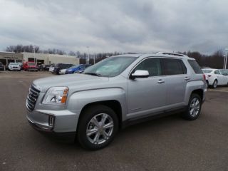 Used 2016 GMC Terrain SLT in Highland Township, Michigan
