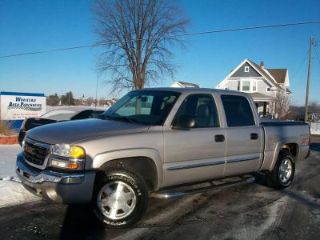 Used 2004 GMC Sierra 1500 SLT in Frankenmuth, Michigan