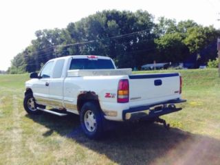 Used 1999 GMC Sierra 1500 SL in Portage, Wisconsin