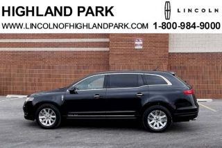 Used 2013 Lincoln MKT Livery in Highland Park, Illinois
