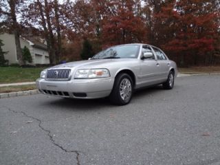 Used 2006 Mercury Grand Marquis GS in Toms River, New Jersey